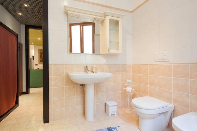 Apartament Deluxe Quattro Spade فيرونا المظهر الخارجي الصورة